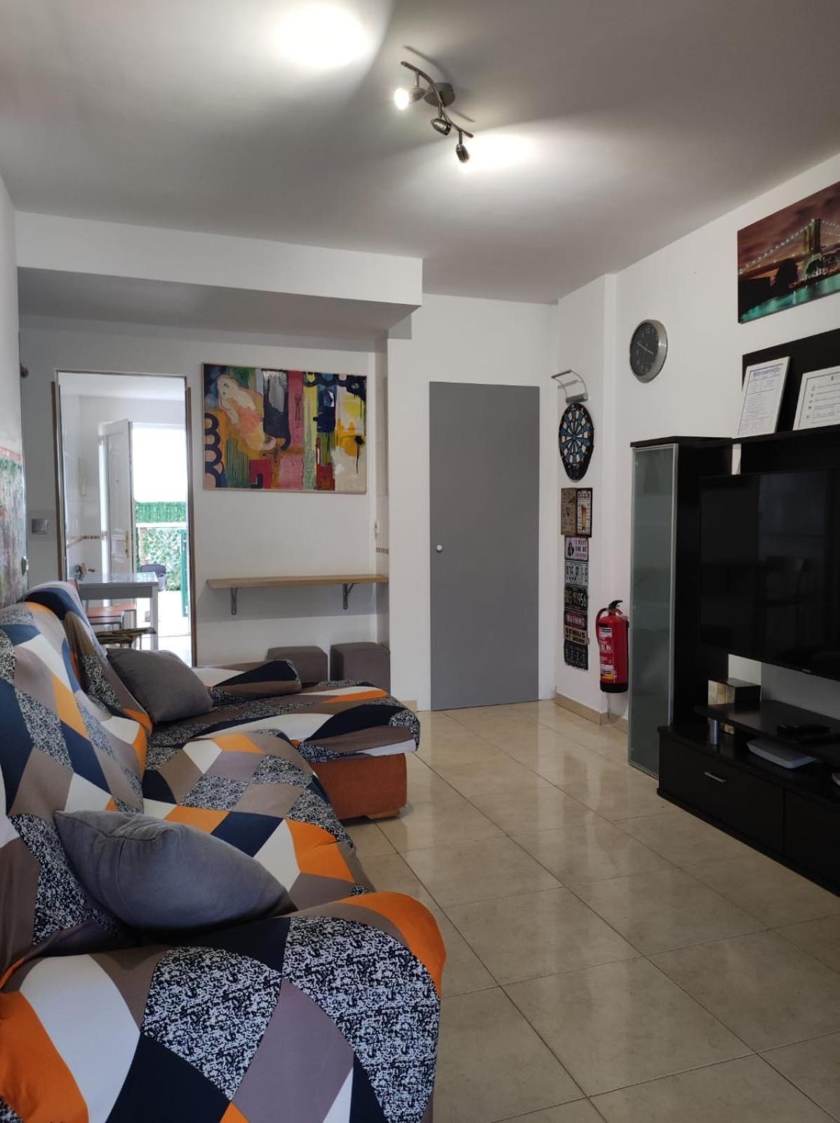 Chalet Bajo Con Jardin, Patio, Cenador Y Barbacoa. Viveda Dış mekan fotoğraf