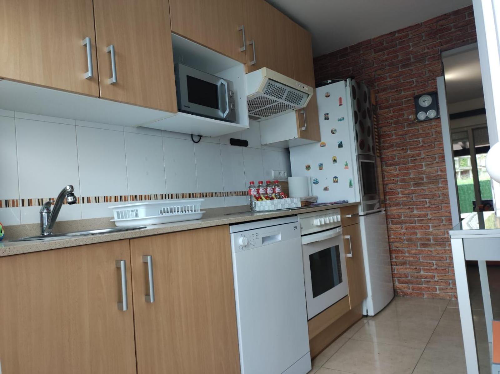 Chalet Bajo Con Jardin, Patio, Cenador Y Barbacoa. Viveda Dış mekan fotoğraf